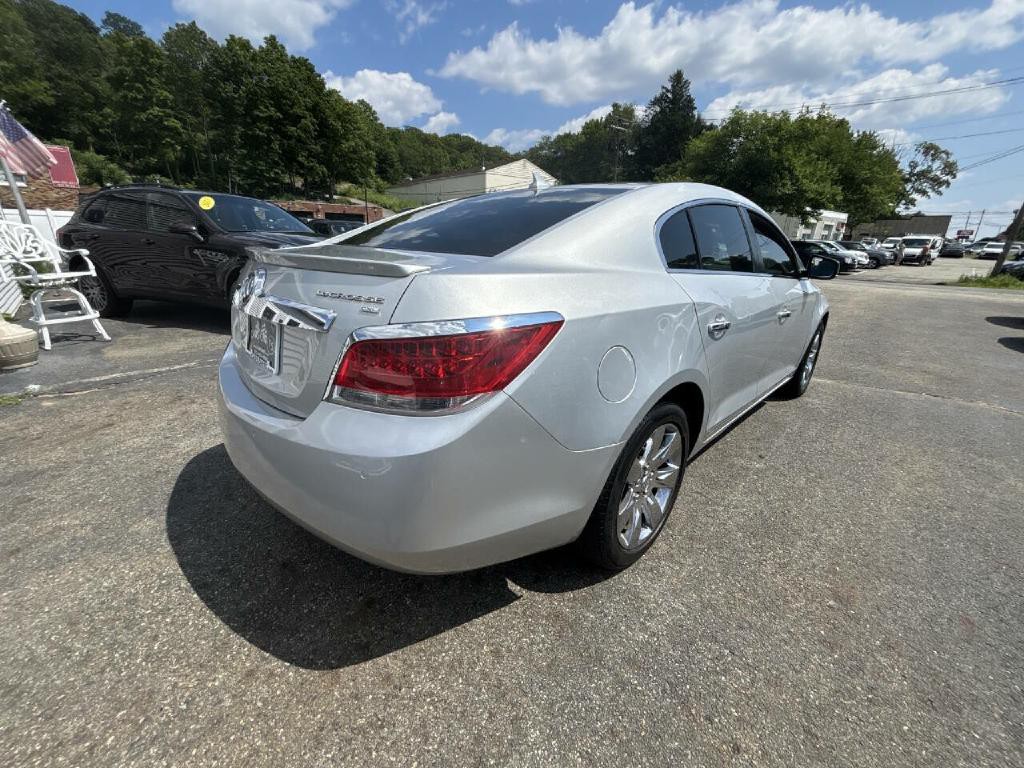 2011 Buick Lacrosse Image 7
