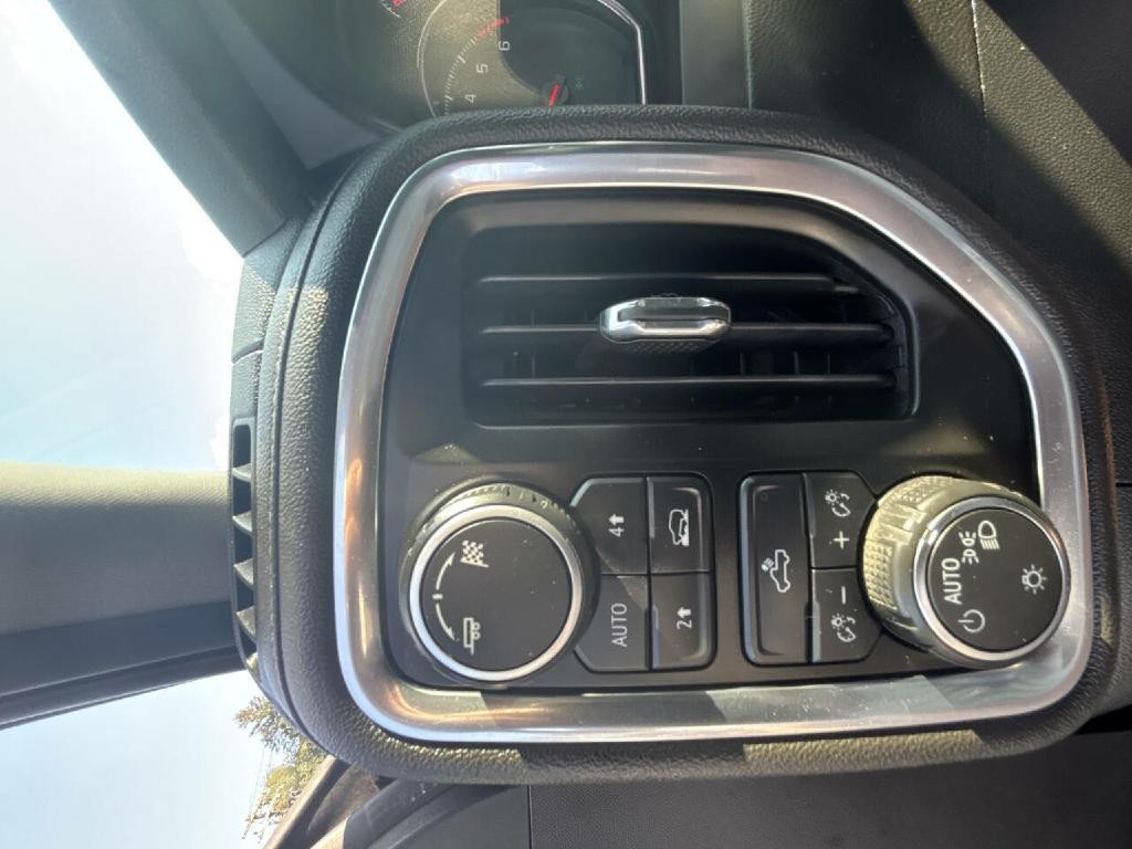 2019 Chevrolet Silverado 1500 Image 20