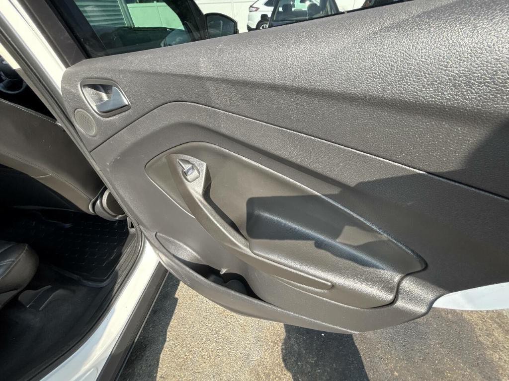 2014 Ford Escape Image 17