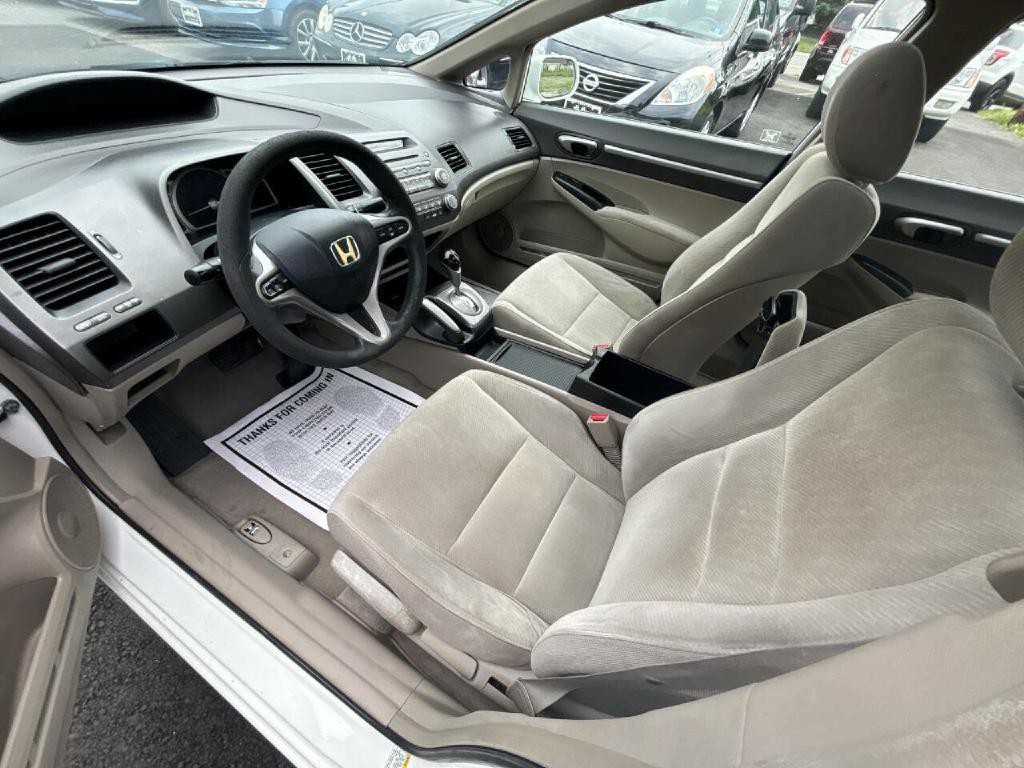 2010 Honda Civic Image 8