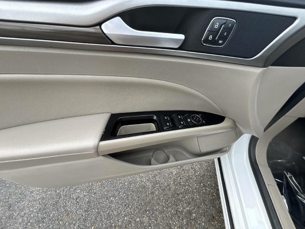 2018 Ford Fusion Image 10