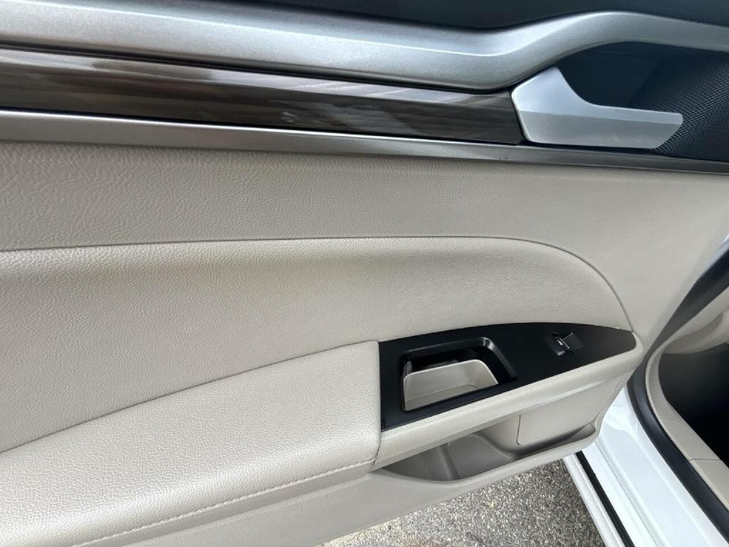 2018 Ford Fusion Image 12