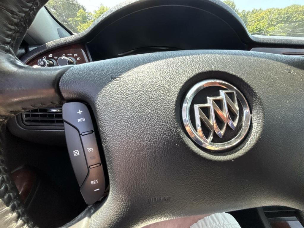 2007 Buick Lacrosse Image 22