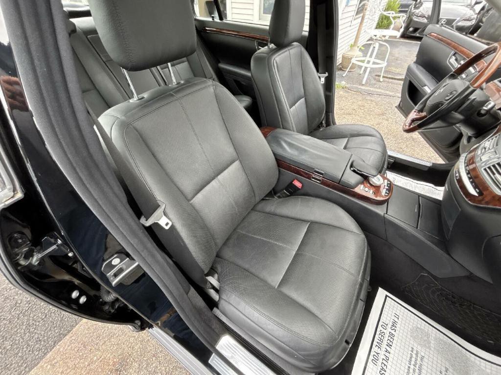 2009 Mercedes-Benz S-Class Image 12
