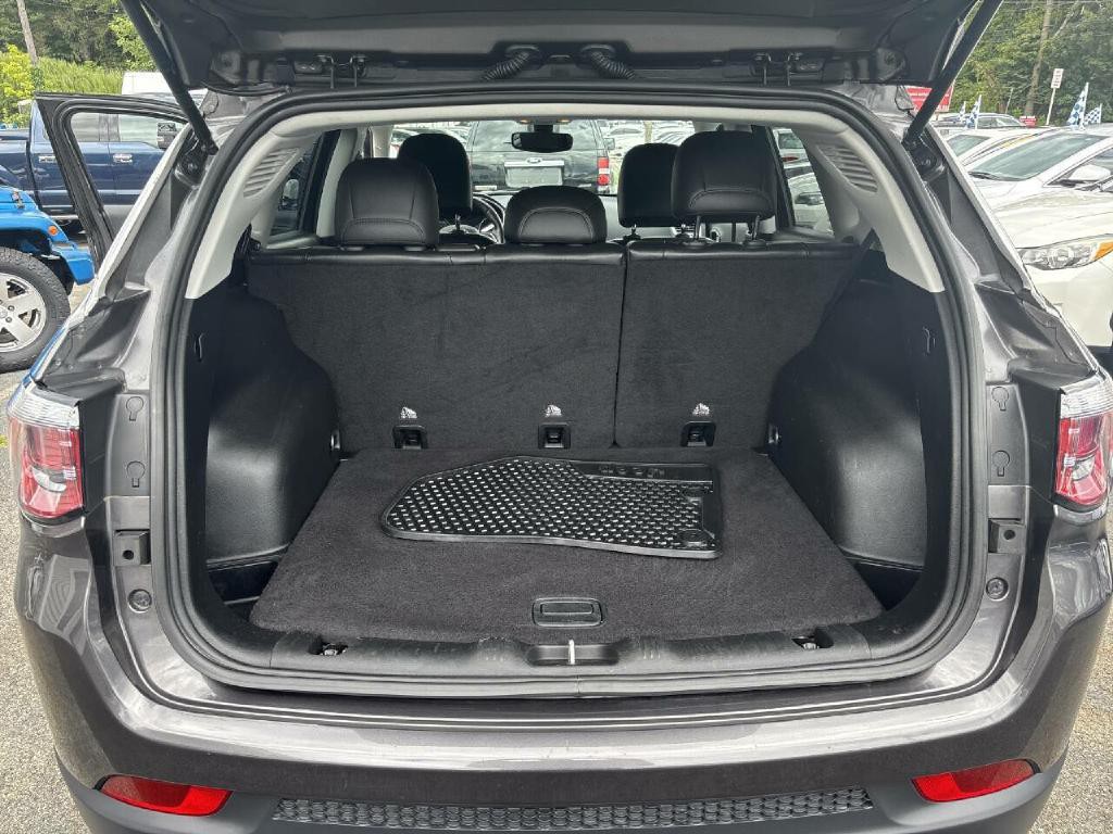 2019 Jeep Compass Image 18