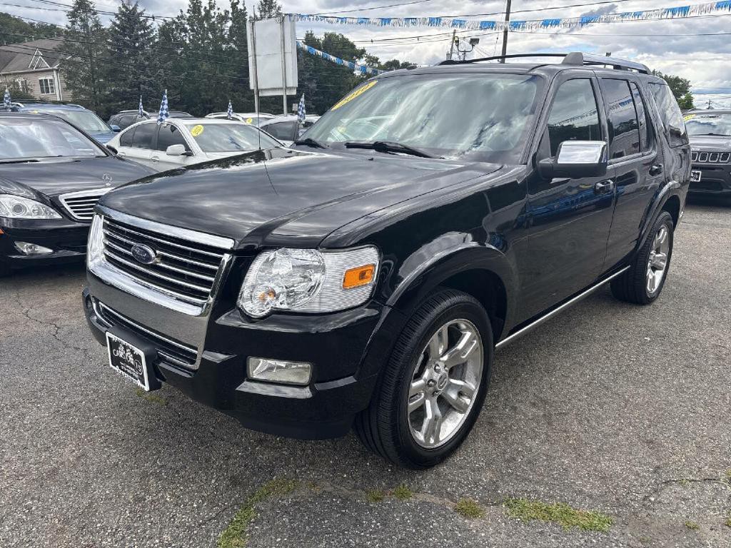2010 Ford Explorer Image 2
