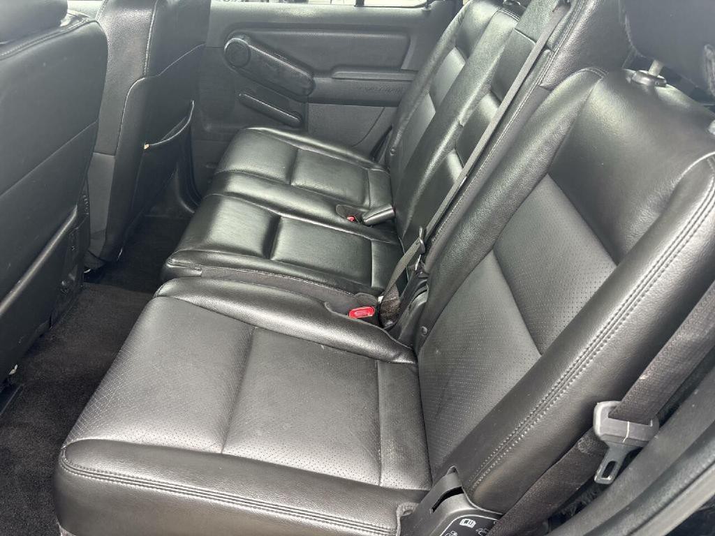 2010 Ford Explorer Image 11