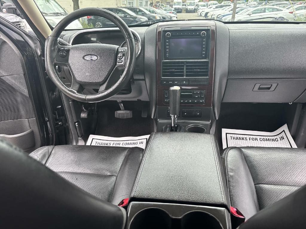 2010 Ford Explorer Image 19