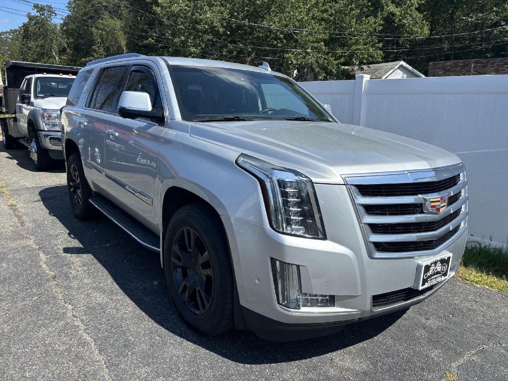 2017 Cadillac Escalade Image 4
