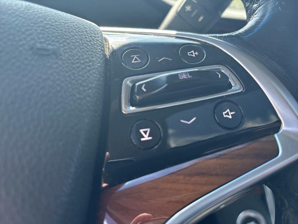 2017 Cadillac Escalade Image 23