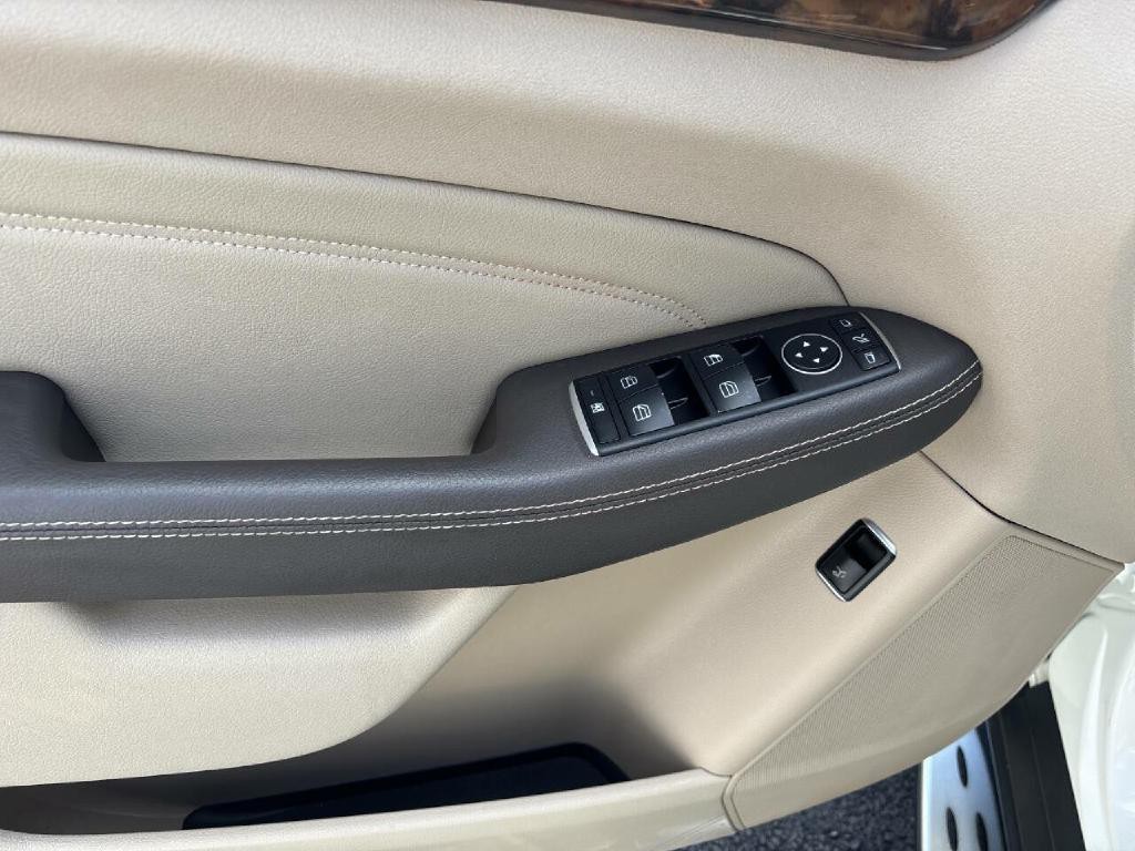 2015 Mercedes-Benz M-Class Image 10