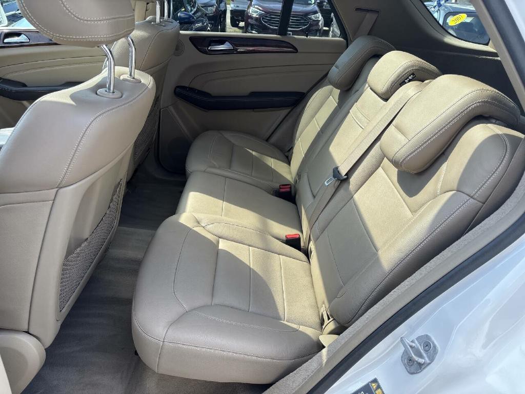 2015 Mercedes-Benz M-Class Image 11
