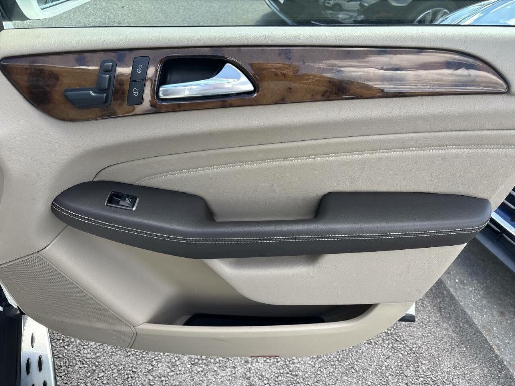2015 Mercedes-Benz M-Class Image 16