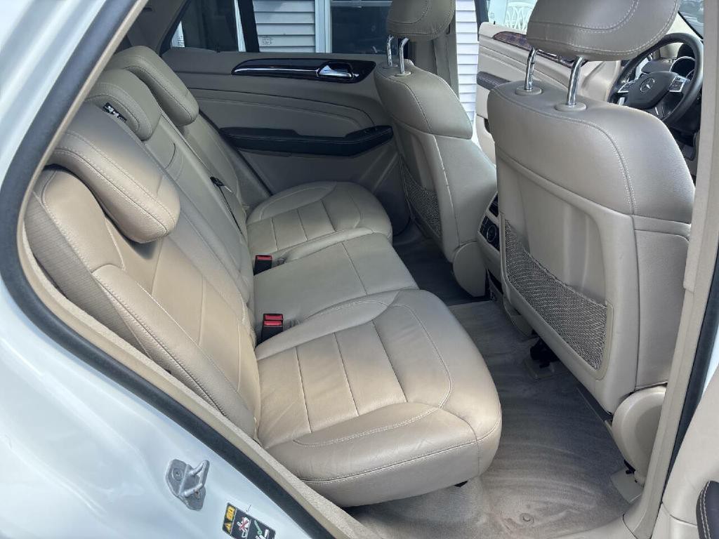 2015 Mercedes-Benz M-Class Image 17