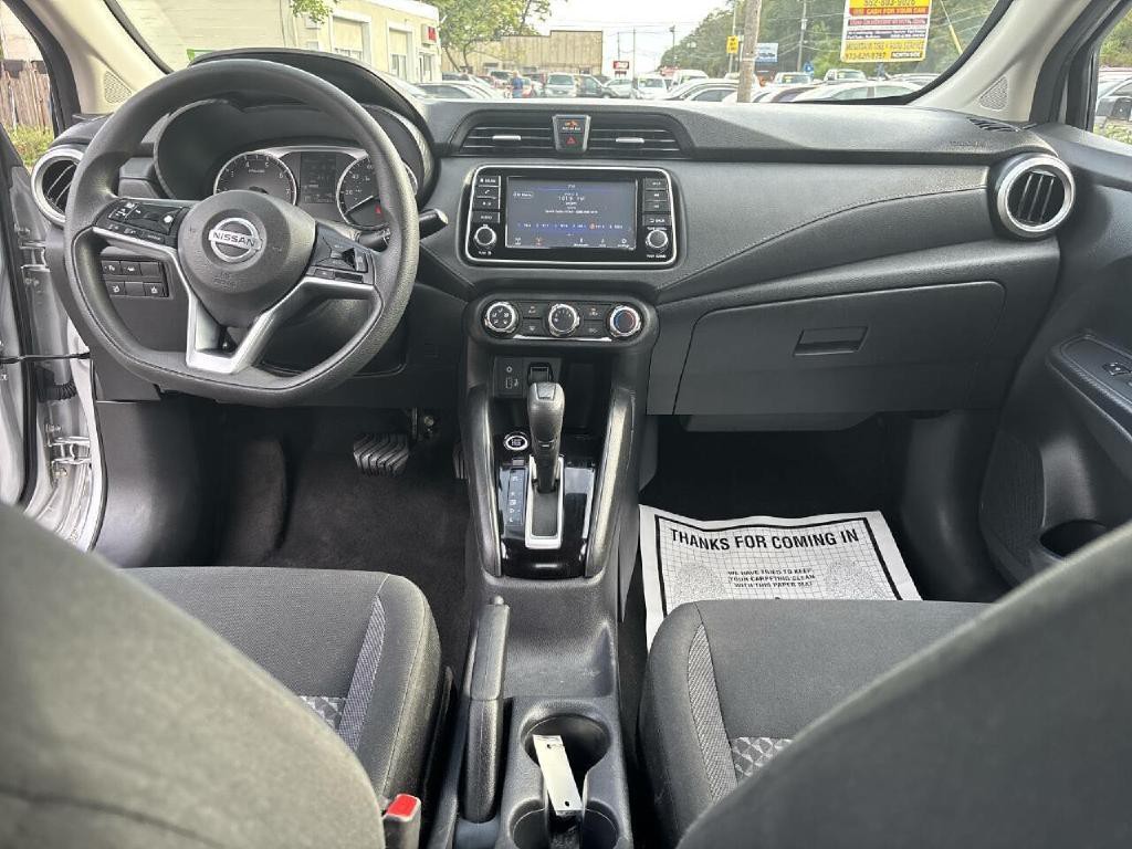 2020 Nissan Versa Image 11