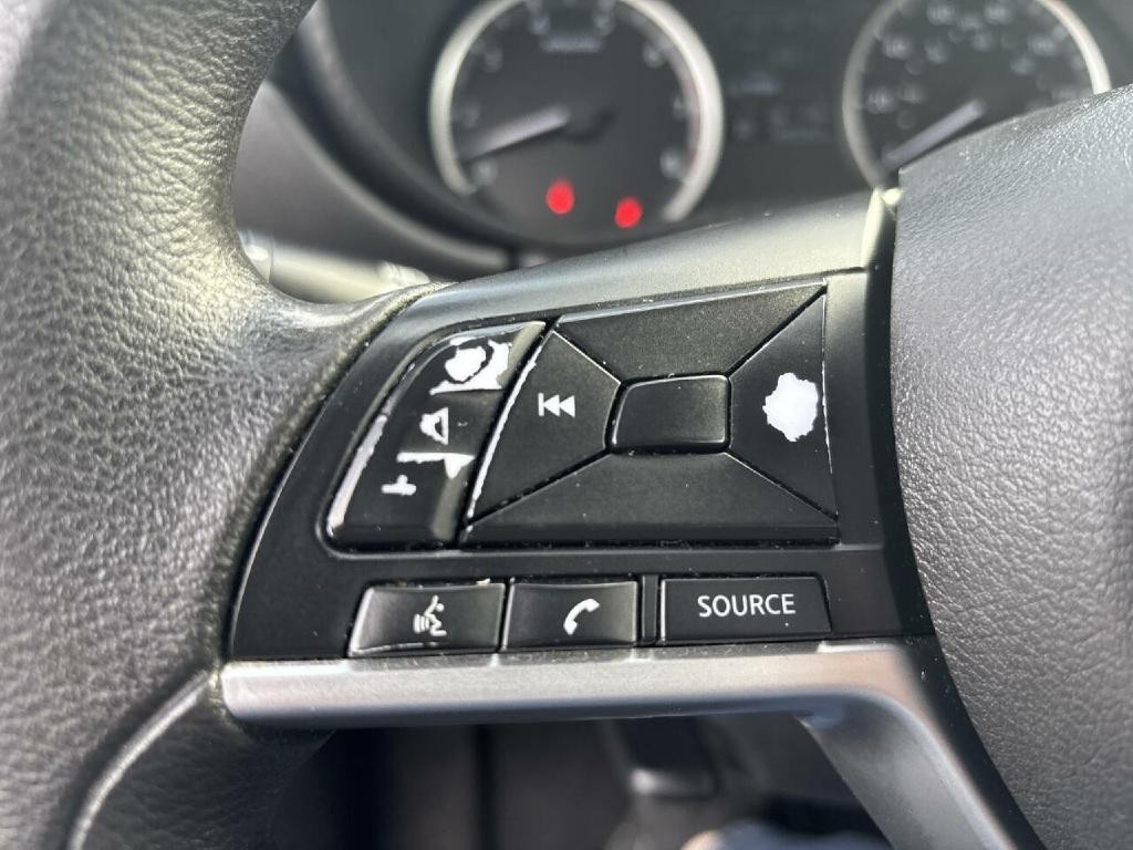 2020 Nissan Versa Image 15
