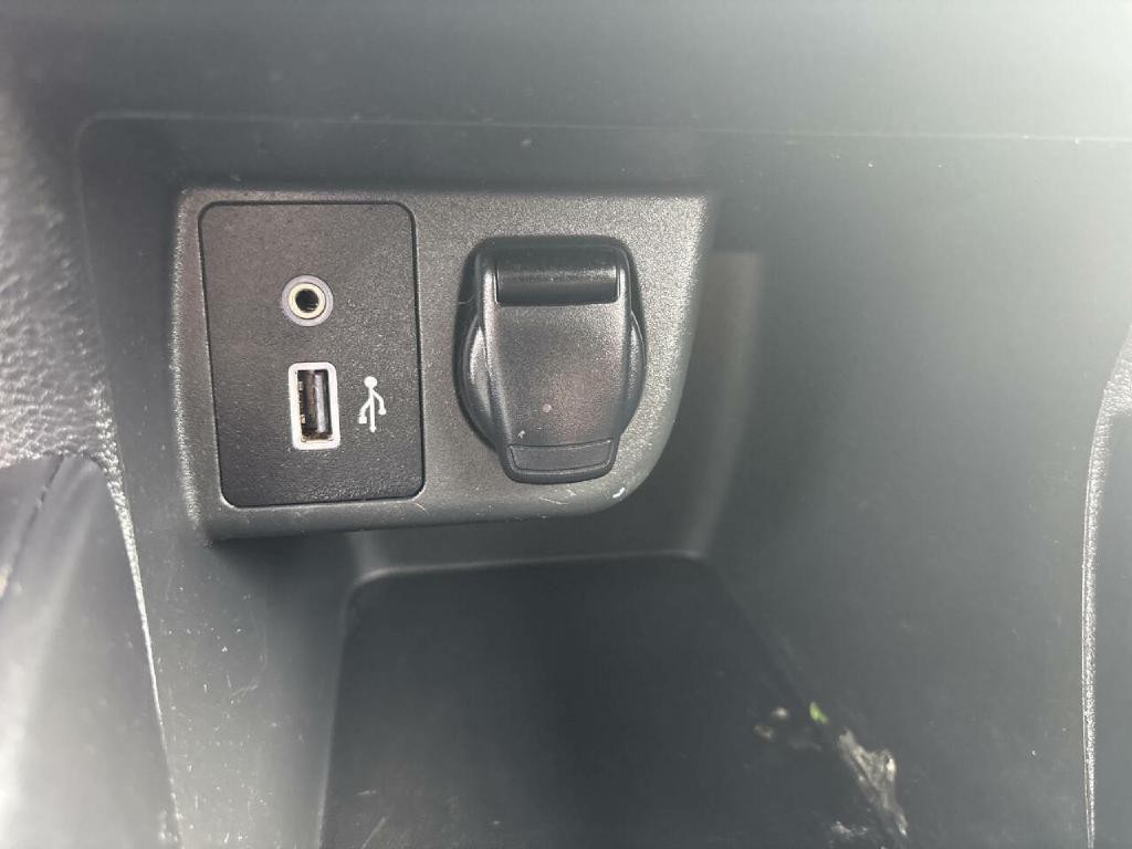 2020 Nissan Versa Image 17