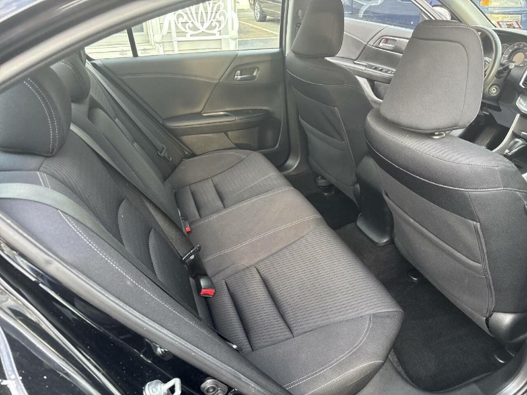 2015 Honda Accord Image 15