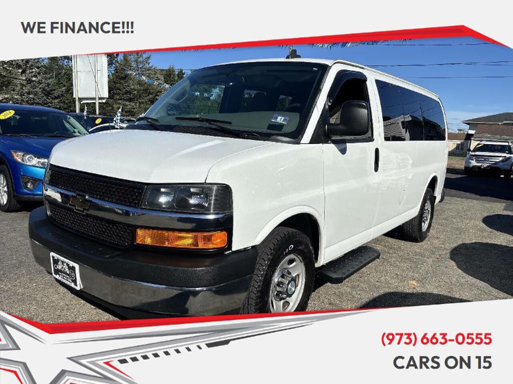 2017 Chevrolet Express Image 1