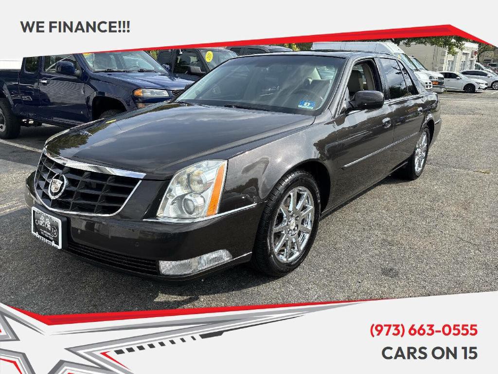 2008 Cadillac DTS Image 1