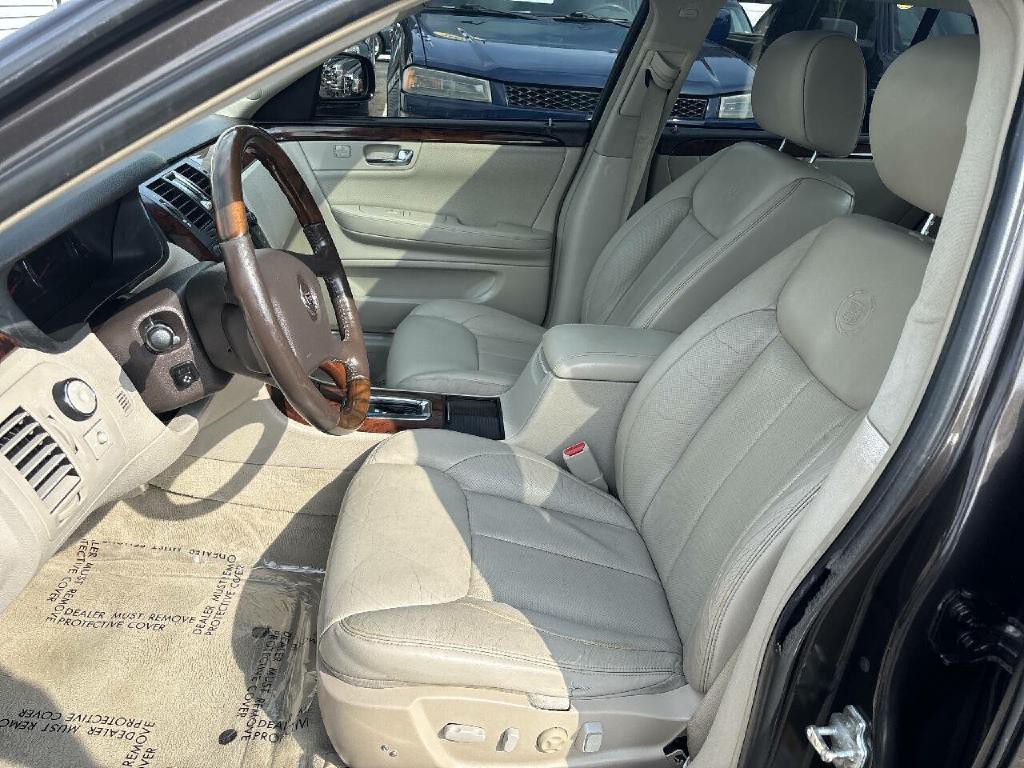 2008 Cadillac DTS Image 7