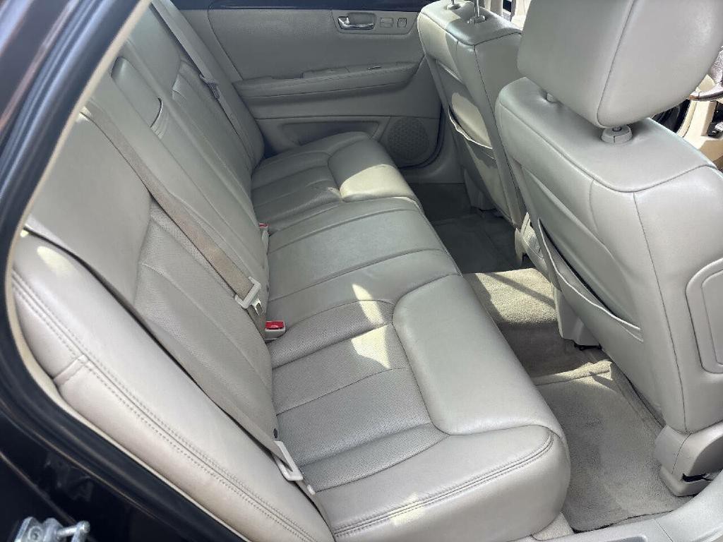 2008 Cadillac DTS Image 12