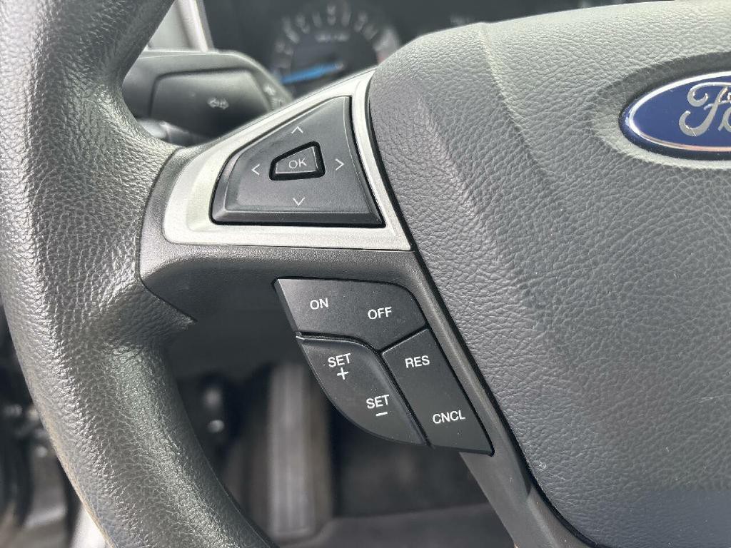 2016 Ford Fusion Image 24