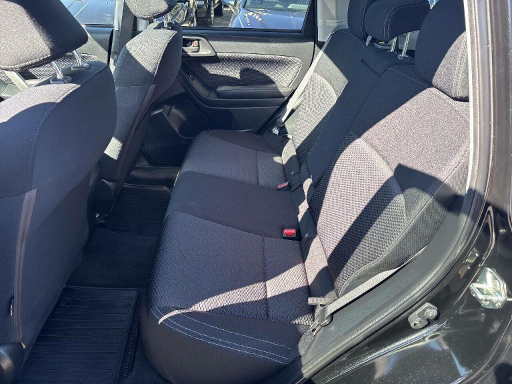 2018 Subaru Forester Image 11