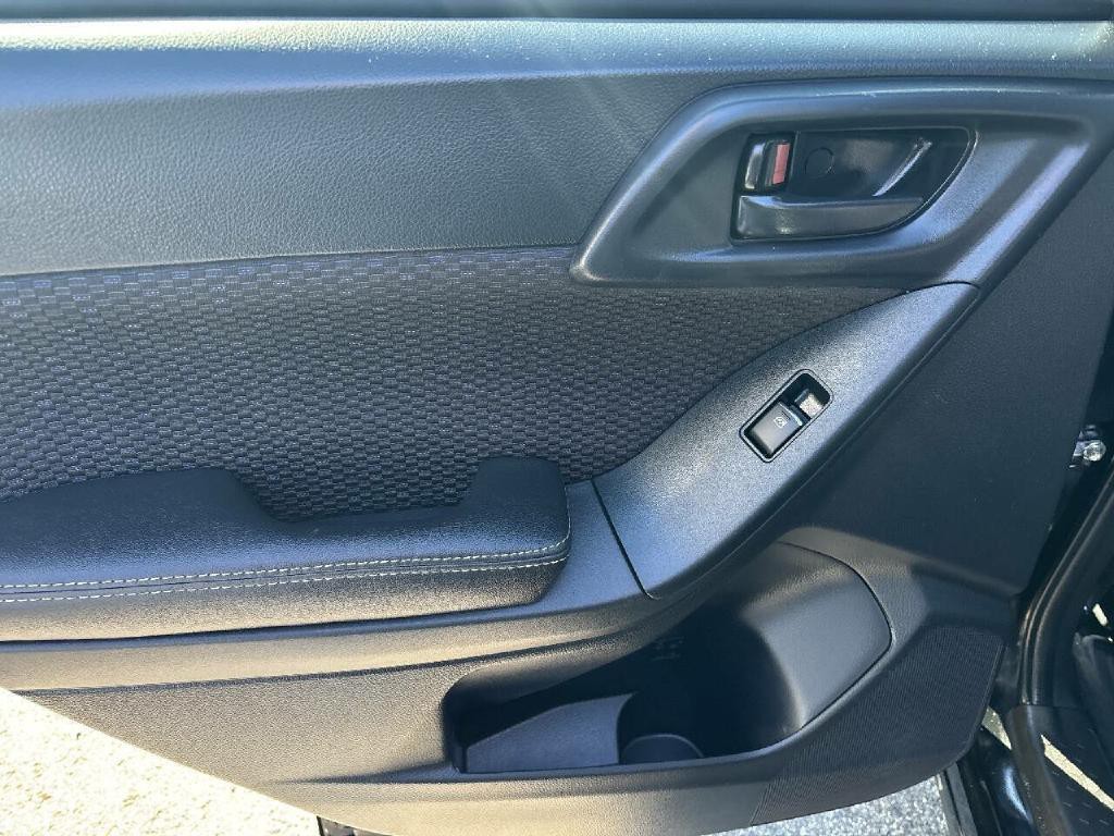 2018 Subaru Forester Image 12