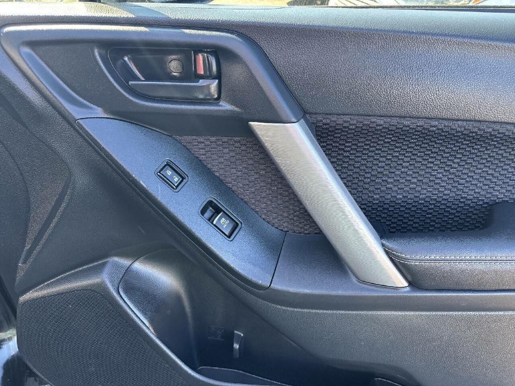 2018 Subaru Forester Image 15