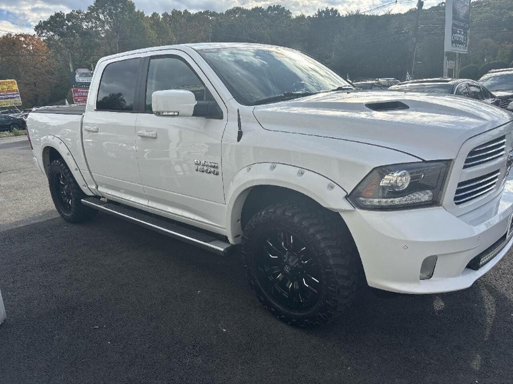 2014 RAM 1500 Image 9