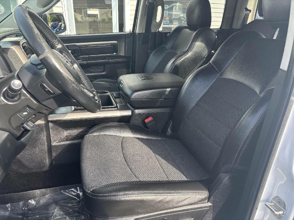 2014 RAM 1500 Image 11