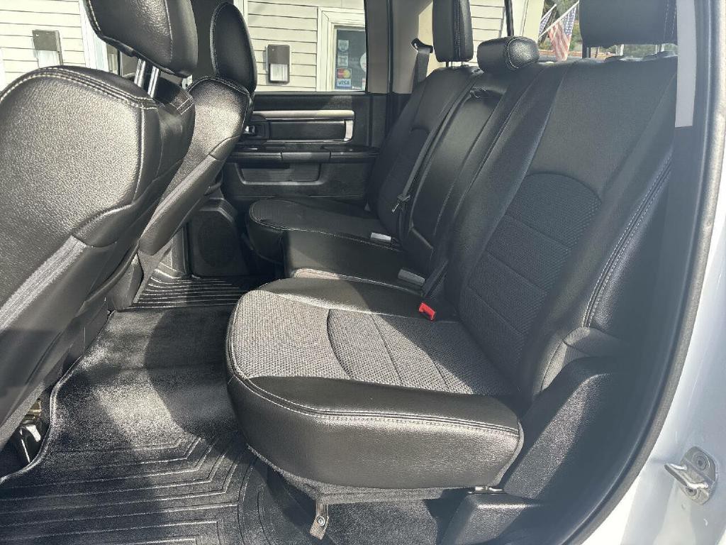 2014 RAM 1500 Image 13