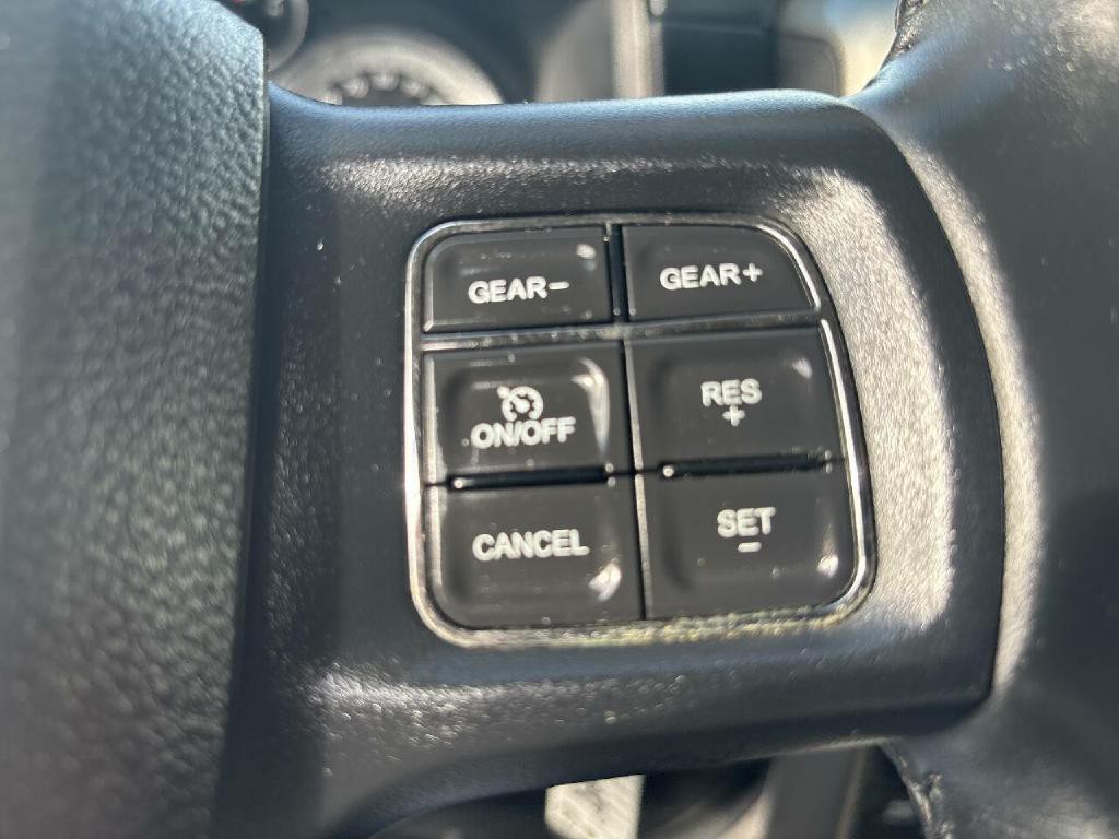 2014 RAM 1500 Image 25