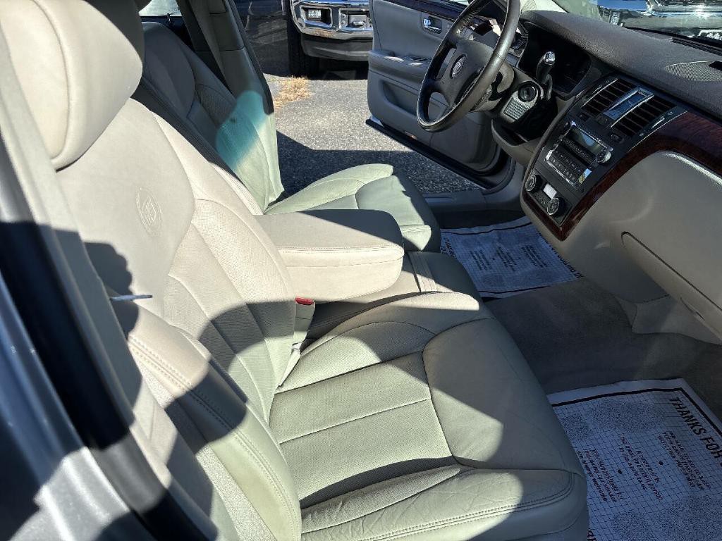 2007 Cadillac DTS Image 13