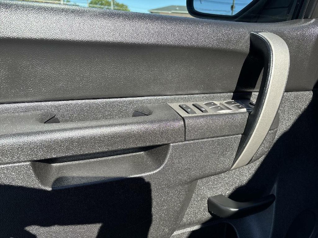 2011 Chevrolet Silverado 1500 Image 10