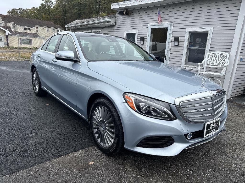 2016 Mercedes-Benz C-Class Image 4