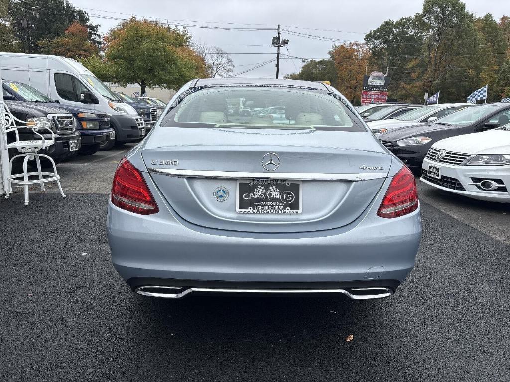 2016 Mercedes-Benz C-Class Image 6