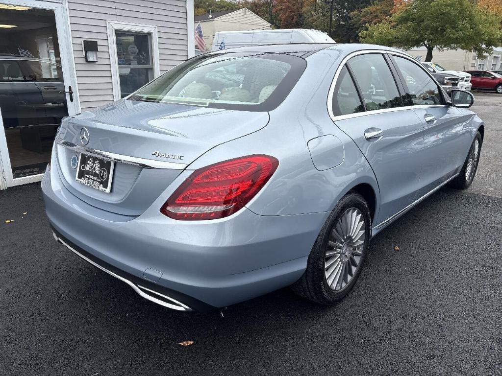 2016 Mercedes-Benz C-Class Image 7