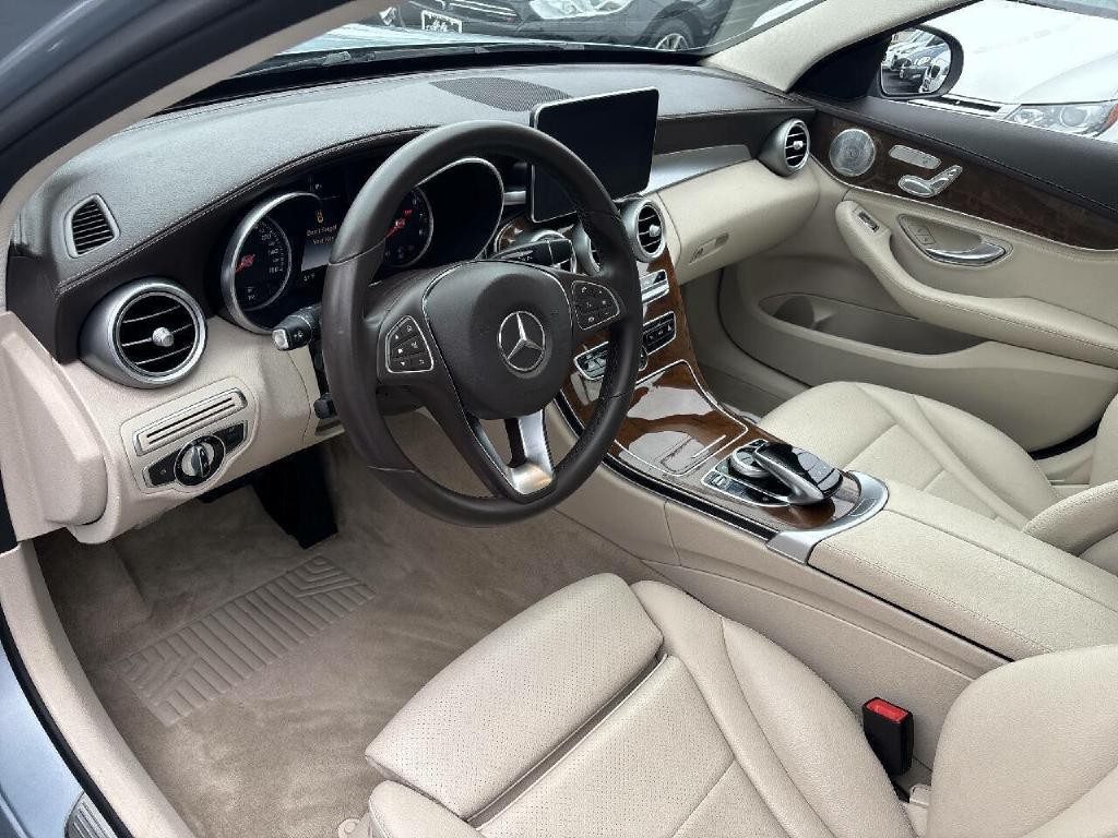 2016 Mercedes-Benz C-Class Image 8