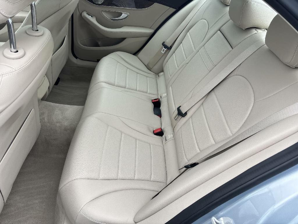 2016 Mercedes-Benz C-Class Image 11