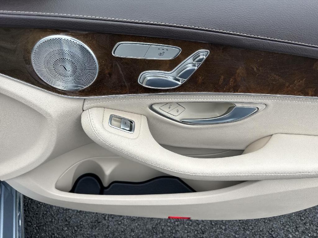 2016 Mercedes-Benz C-Class Image 15