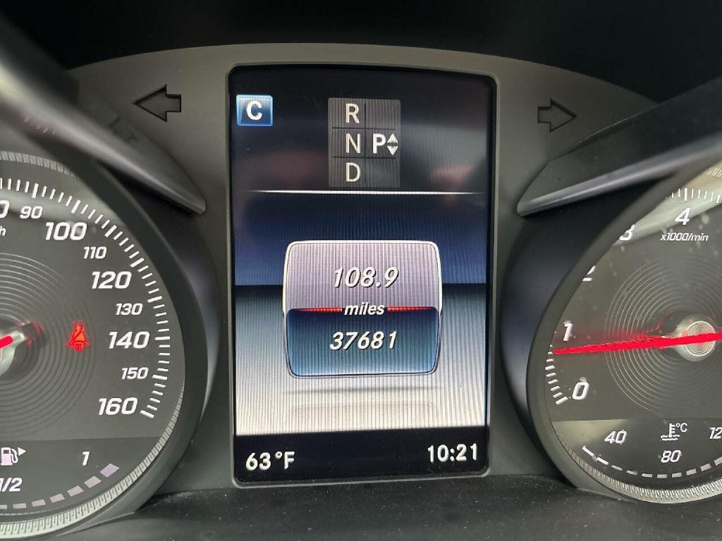 2016 Mercedes-Benz C-Class Image 23