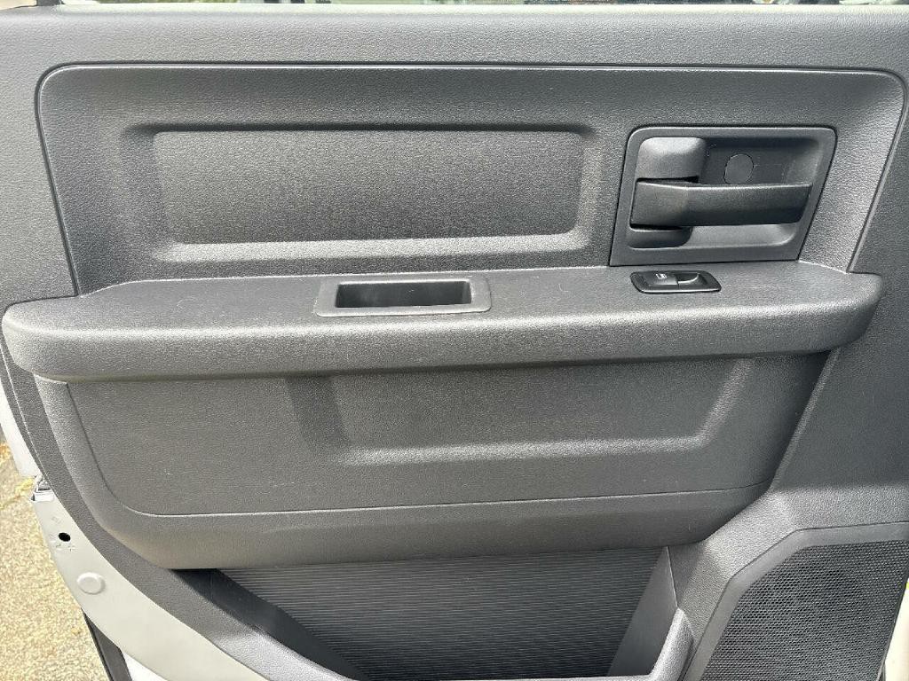 2012 RAM 1500 Image 9