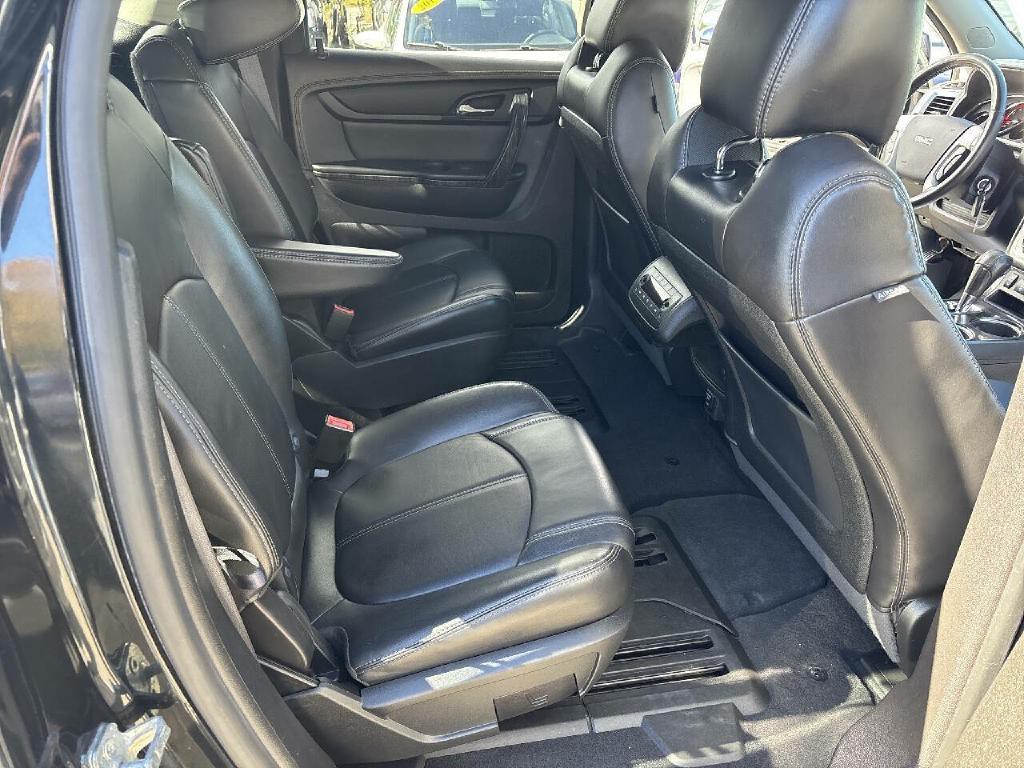 2014 GMC Acadia Image 17