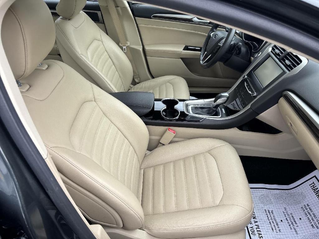 2015 Ford Fusion Image 9