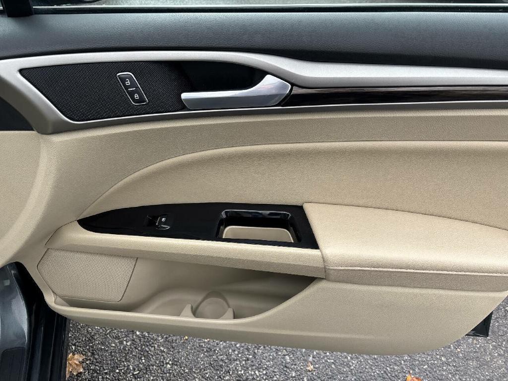 2015 Ford Fusion Image 11