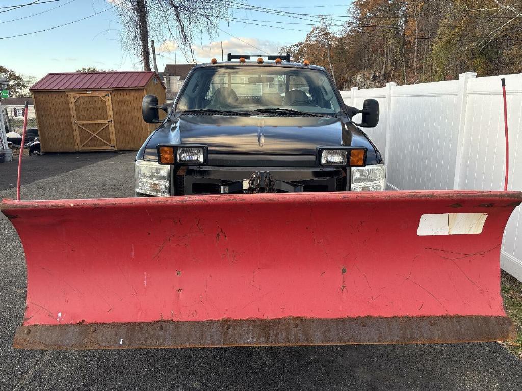 2005 Ford F-350 Image 3