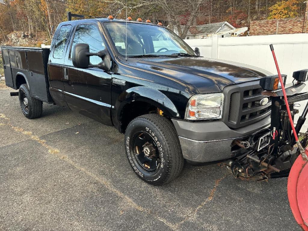 2005 Ford F-350 Image 4