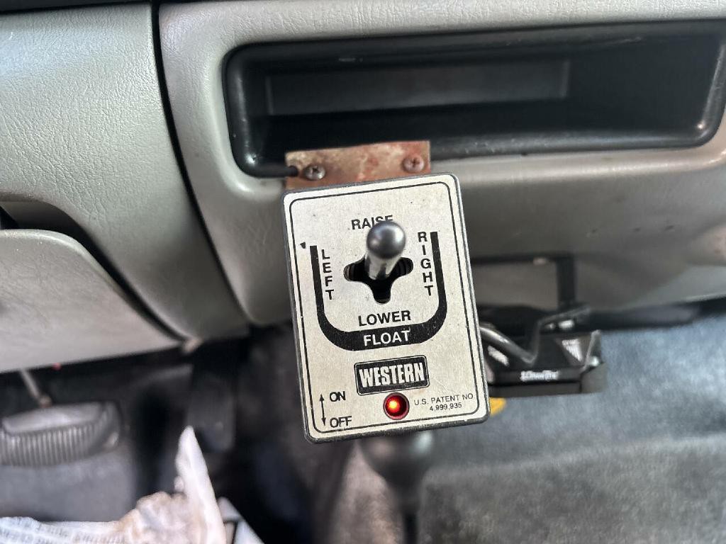 2005 Ford F-350 Image 14